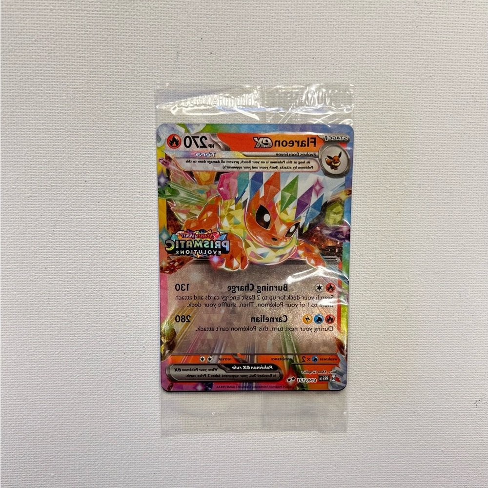 Flareon Prismatic Evolution Pokémon Card - 014/131